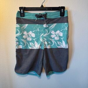 Hang Ten boys swim shorts size m no liner hook & loop and drawstring‎ closure.
